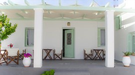 Georgias House - Magazia Skyros